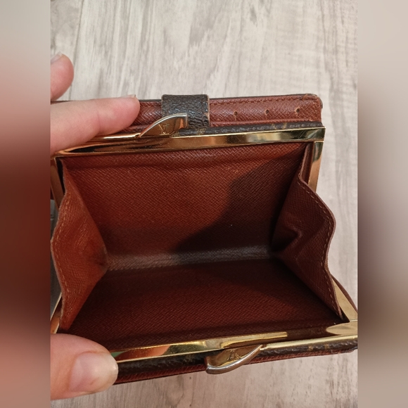 Louis Vuitton Monogram Monnaie Billets Viennois Bifold Kisslock Wallet - Picture 5 of 11